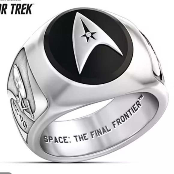 Other - Star Trek Mens ring Silver plated Size 9 or 8